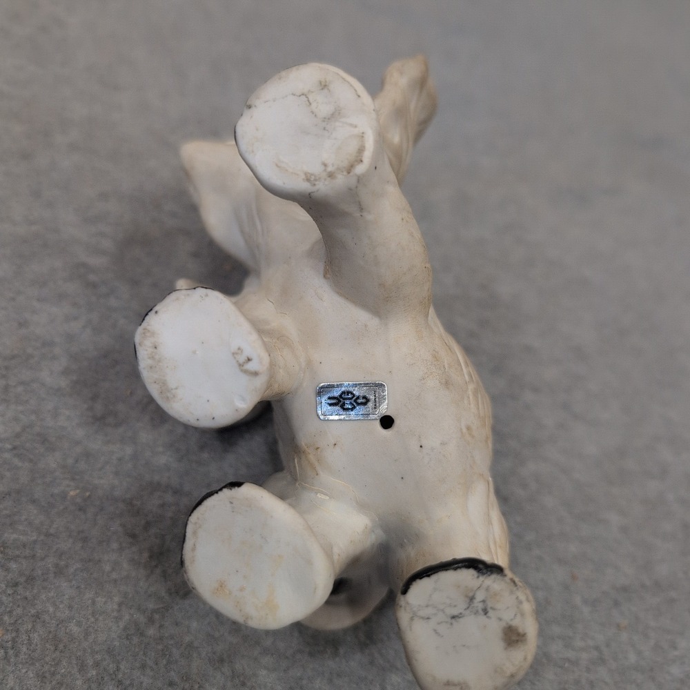 UGC Vintage‎ Ceramic Elephant Figurine White Trunk Up Taiwan Decor VG - Picture 5 of 7
